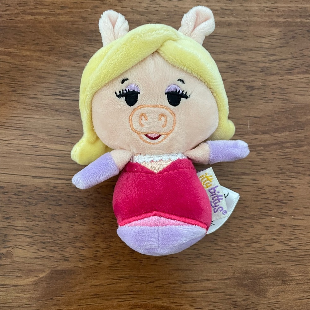 Hallmark Itty Bittys Miss Piggy